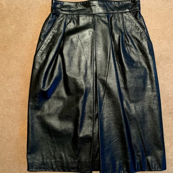 WEST BAY LEATHER SKIRT - Picture 1 of 3